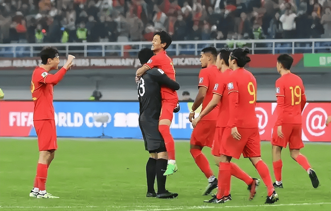 国足18强赛回顾：3胜7负积9分小组第5出局早已注定的简单介绍