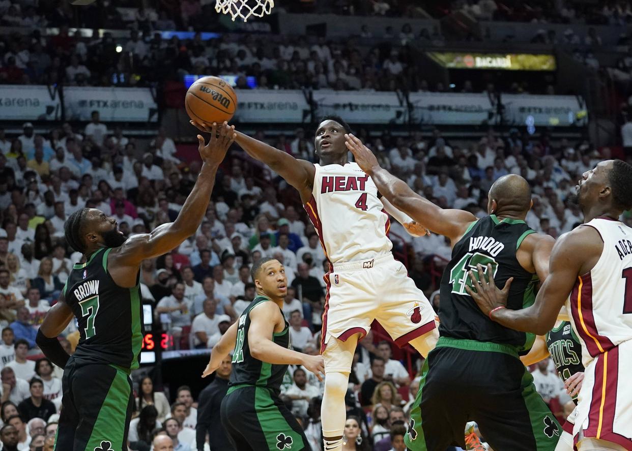 奥拉迪波成为全球轰动焦点，NBA主场大放异彩的简单介绍