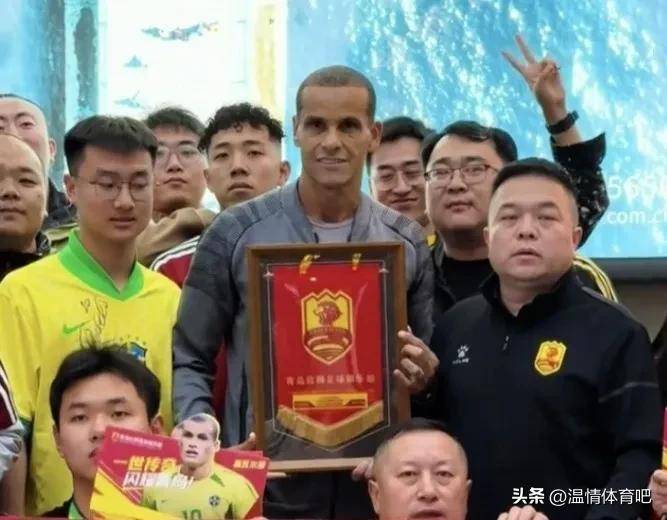 九游娱乐官网入口-包含中甲悲喜夜！重庆00后小将戴帽逆袭，重庆3连胜，辽宁14轮不败的词条
