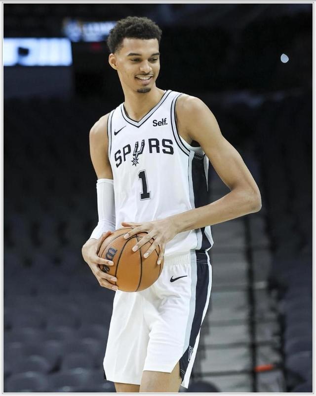 九游娱乐官方网站-关于NBA第一“高”僧！一文回顾维克托-文班亚马中国之旅的信息